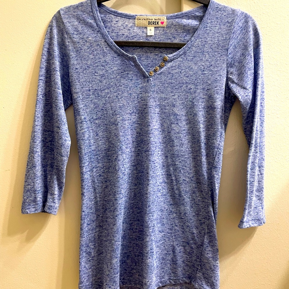 Derek Heart • blue quarter sleeve • small • barely worn